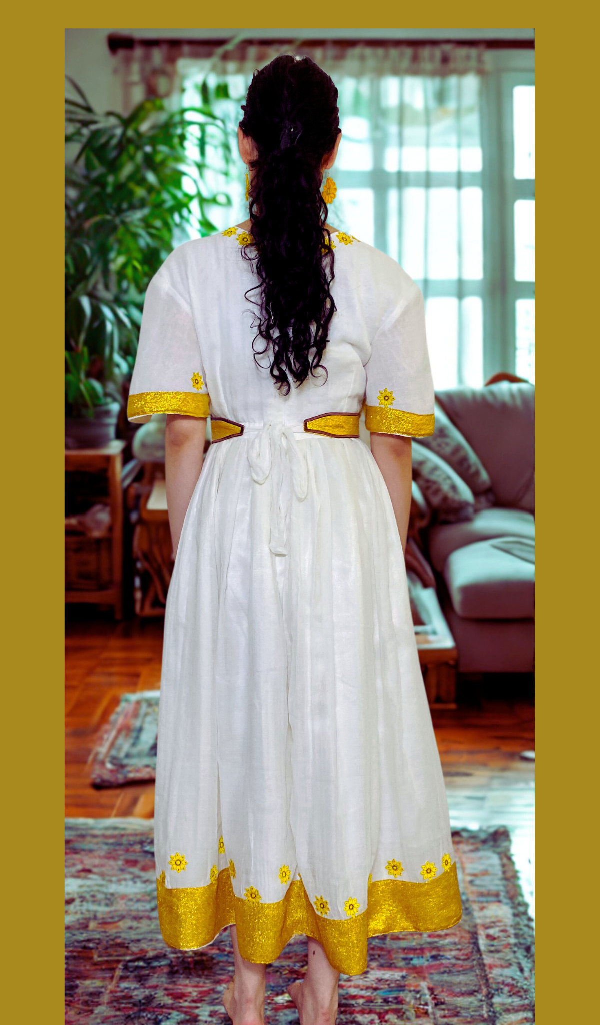 Addey Abeba Menen Habesha Kemis መነን ሀበሻ ቀሚስ