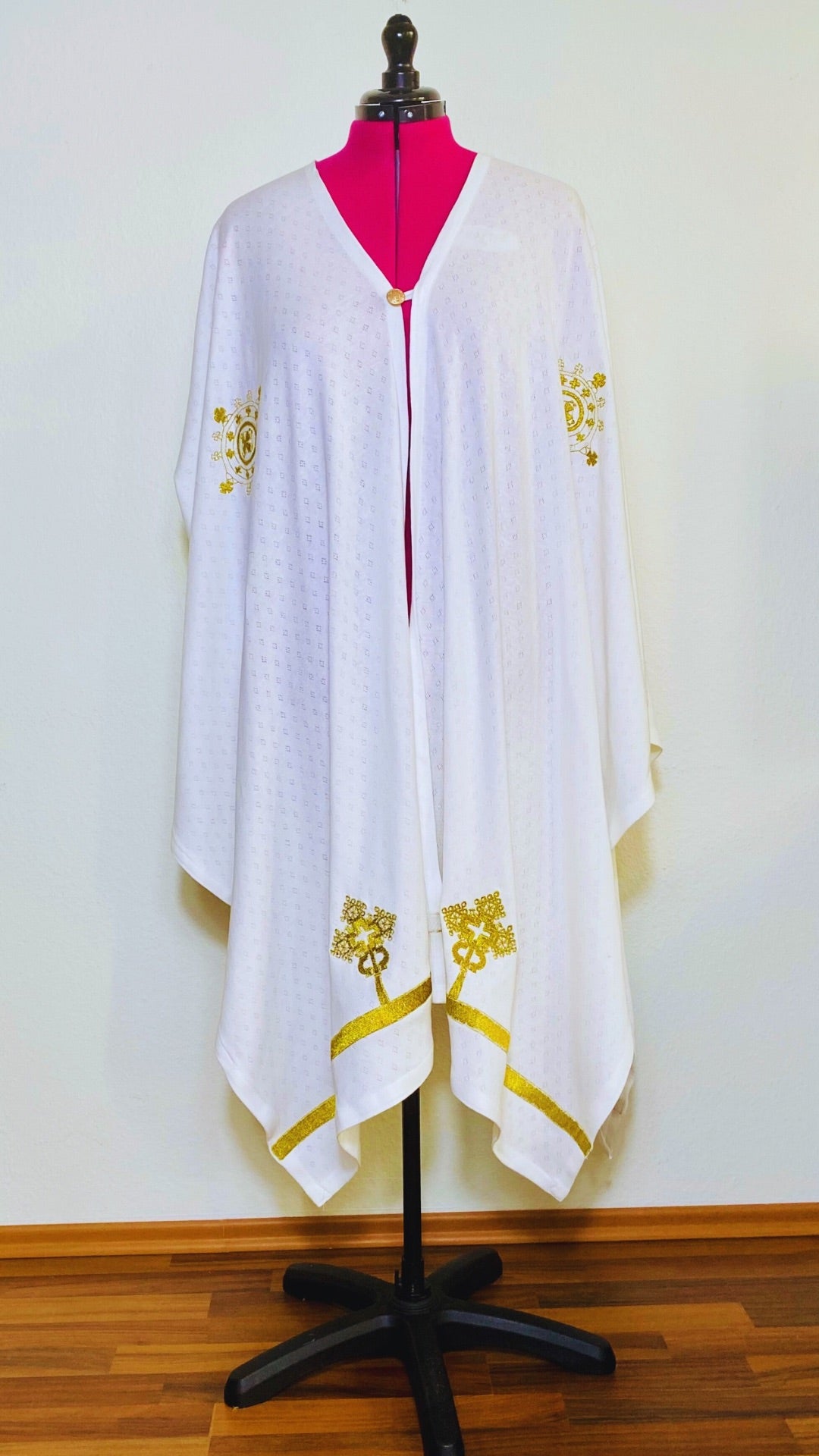 Woven oversized Scarf white/silver or cream/gold