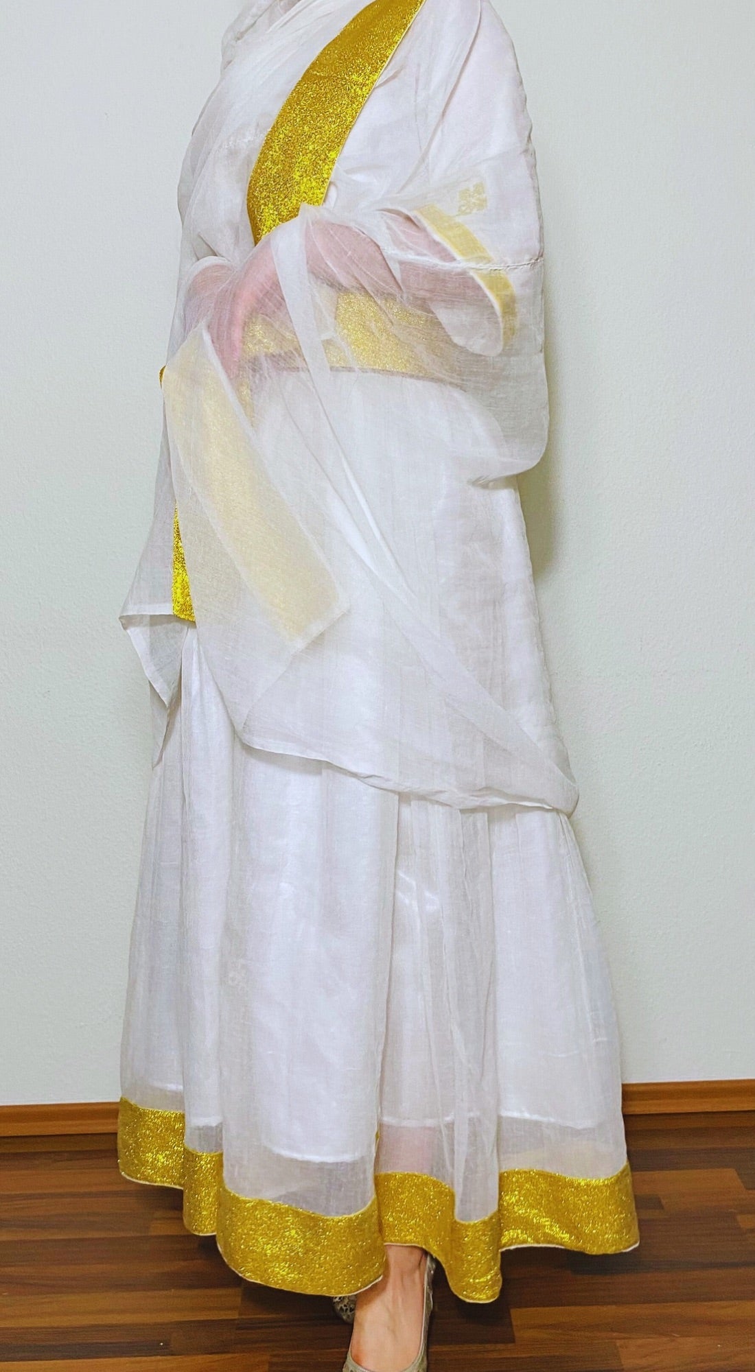 Golden Menen Habesha Kemis