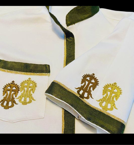 Habesha men’s shirt with an embroidered Afro Aygeba cross design.