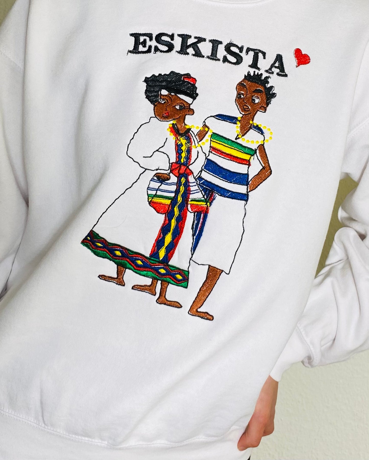 Sweatshirt (Ethiopian folk dance)