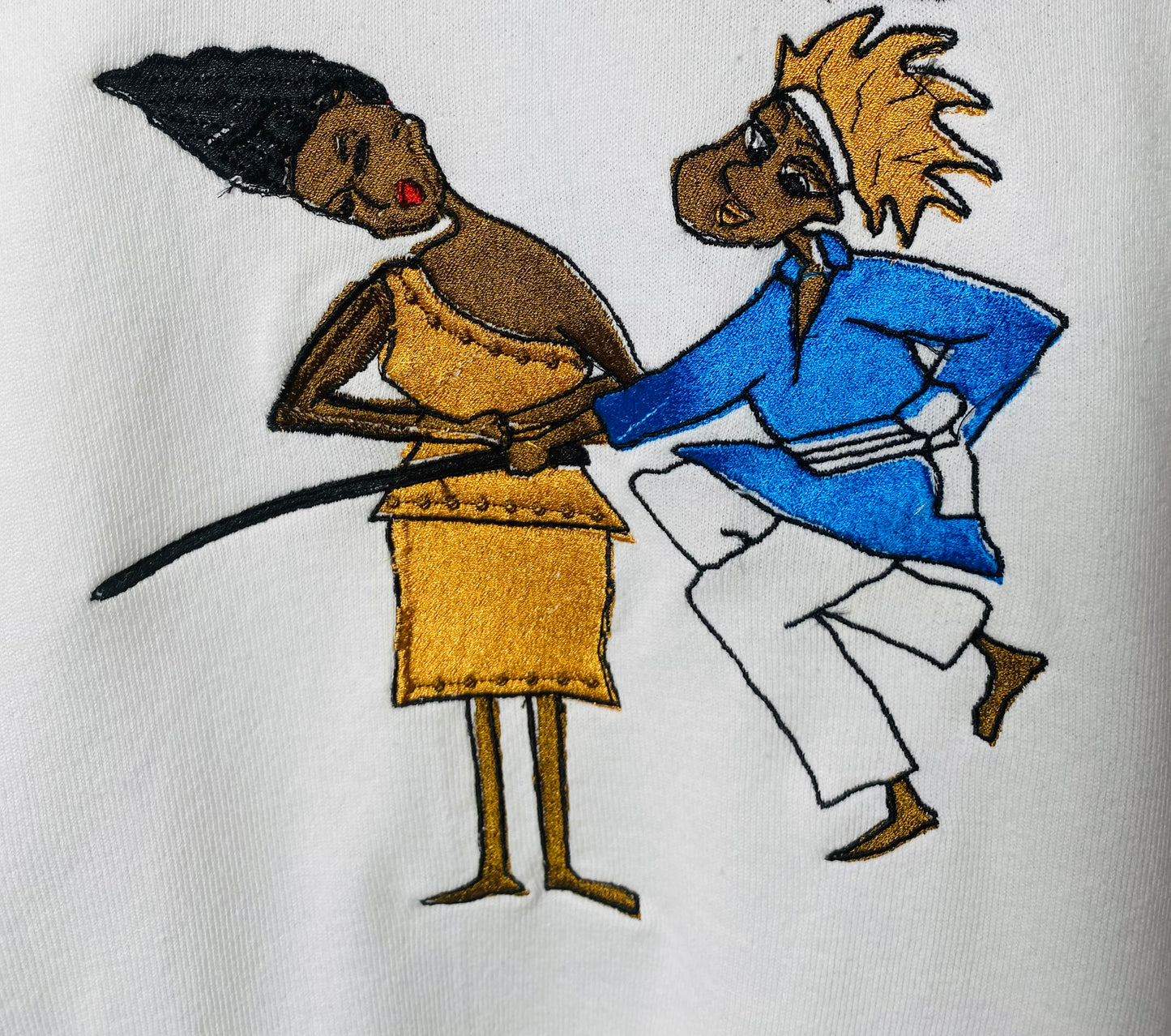 Sweatshirt (Ethiopian folk dance)